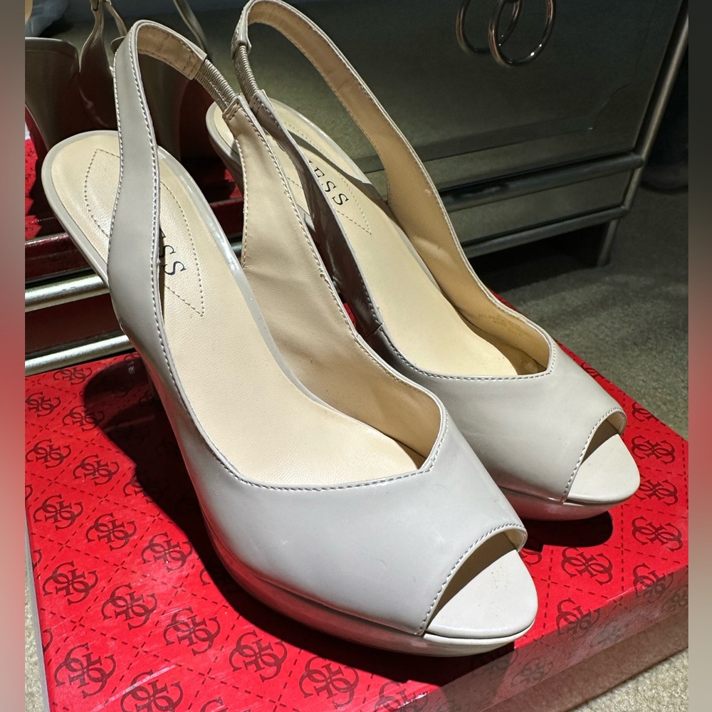 Guess Cream/Bone Platform Slingback Peep Toe Heels